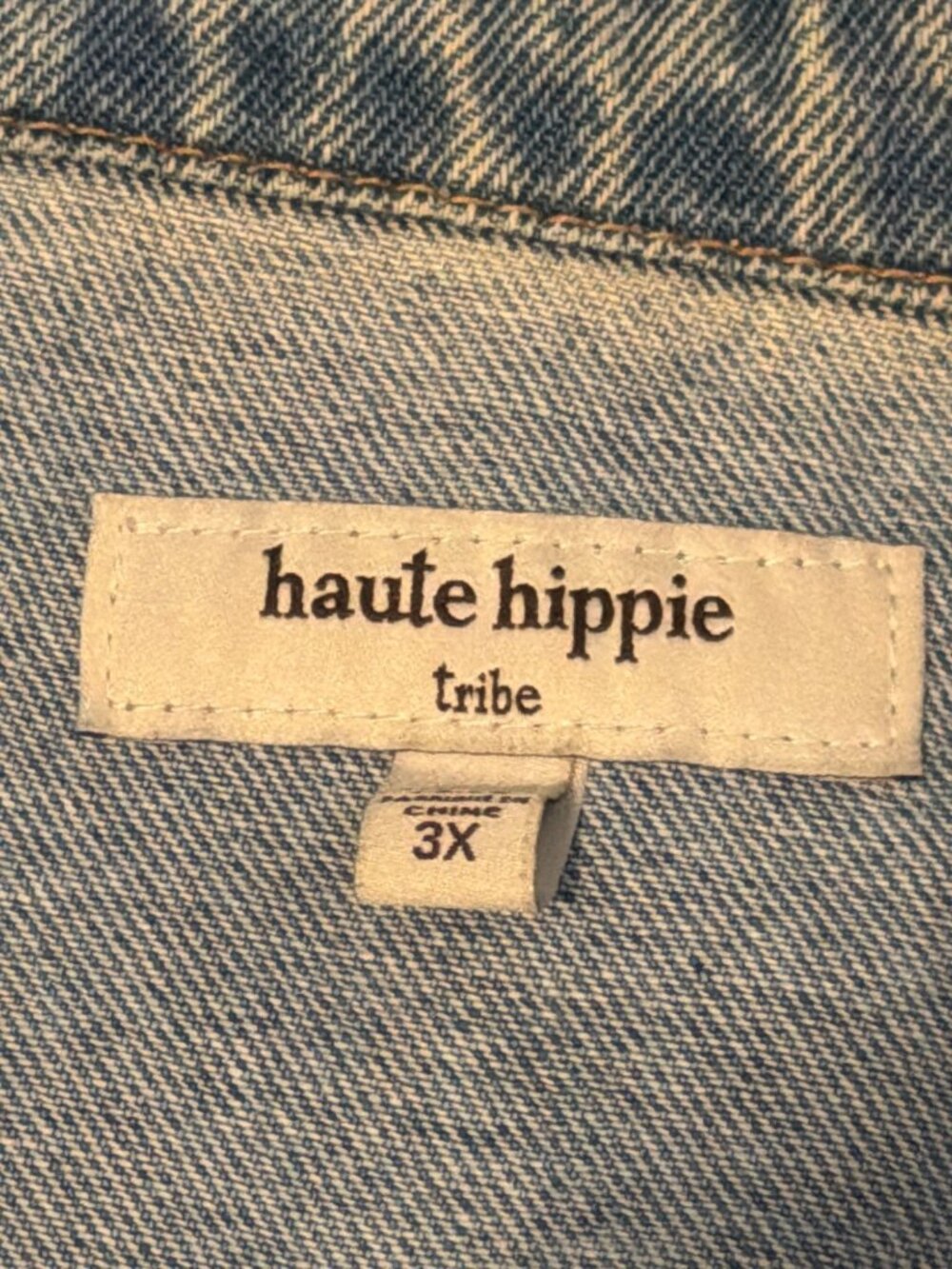 Haute Hippie Tribe Distressed Light Wash Denim Jean Jacket Silver Tone Sz 3X - Picture 5 of 5